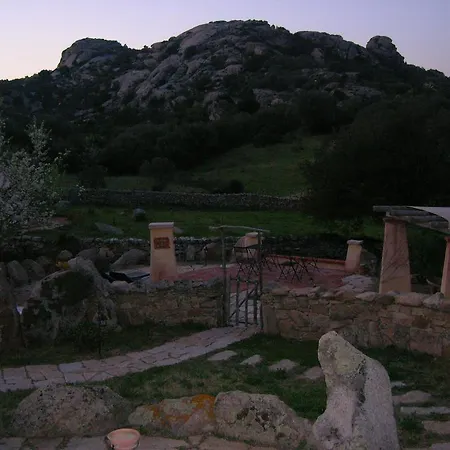 Alloggio per agriturismo La Mesenda & *